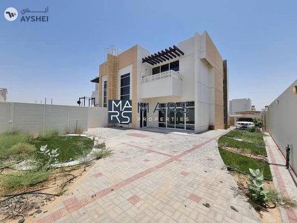 spacious 4 bedrooms villa is available for rent in Al tai Sharjah