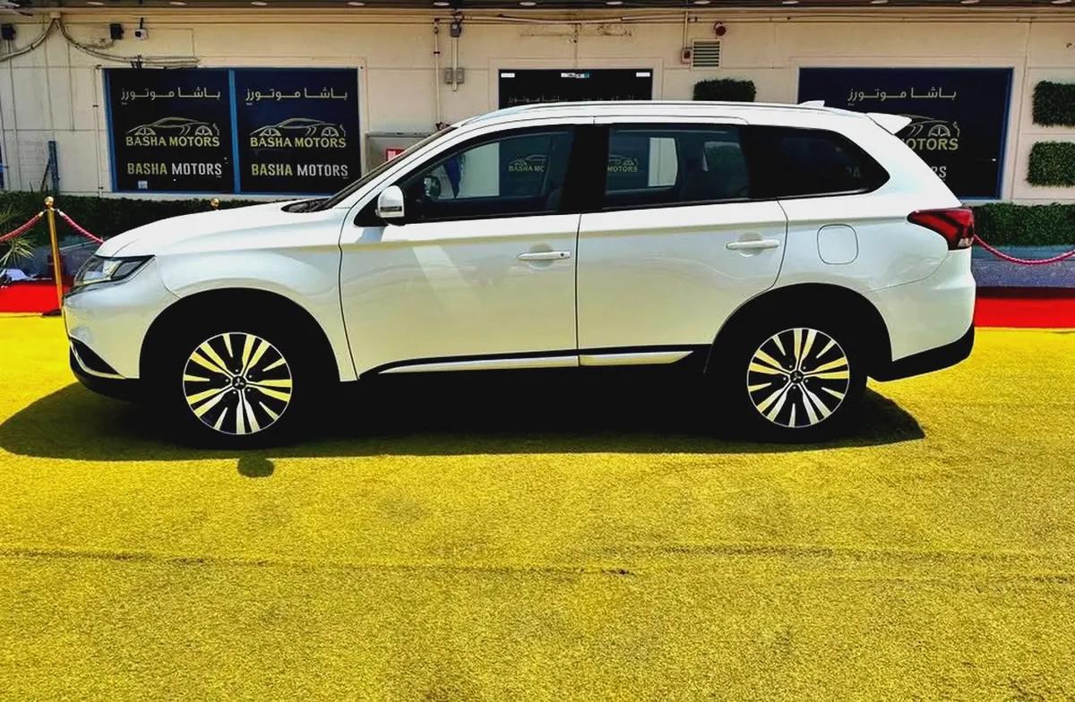 2022 Mitsubishi Outlander - GCC Specs - Excellent Condition-2-2
