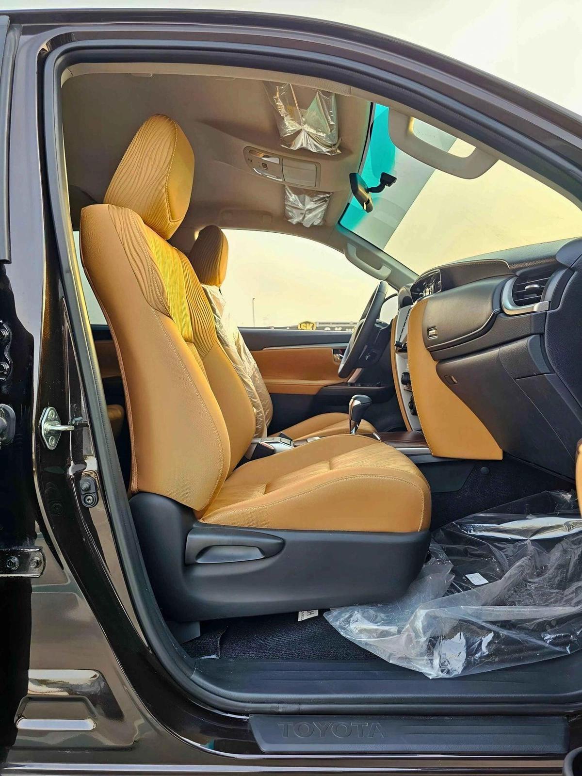 Toyota Fortuner FULL OPTION | 2.7L V4 PETROL | PUSH START | DVD CAMERA | AUTO A/C (CODE # FPF2)-8-8