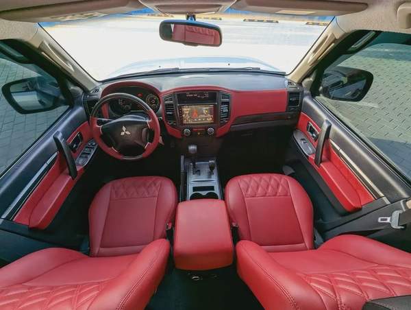 MITSUBISHI PAJERO 2015 MODIFIED SIGNATURE EDITION GLS MID V6 4.5L GCC IN EXCELLENT CONDITION