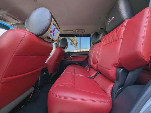 MITSUBISHI PAJERO 2015 MODIFIED SIGNATURE EDITION GLS MID V6 4.5L GCC IN EXCELLENT CONDITION