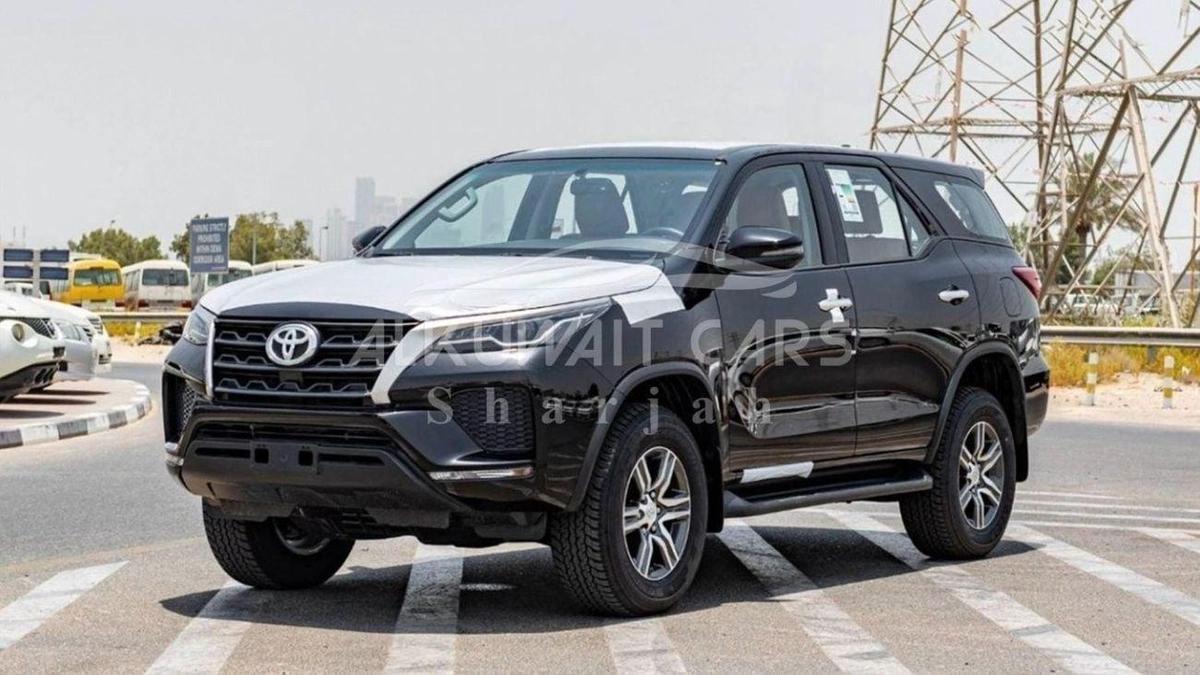 Toyota Fortuner Toyota Fortuner 2.7L Petrol 4V MY2023-2-2