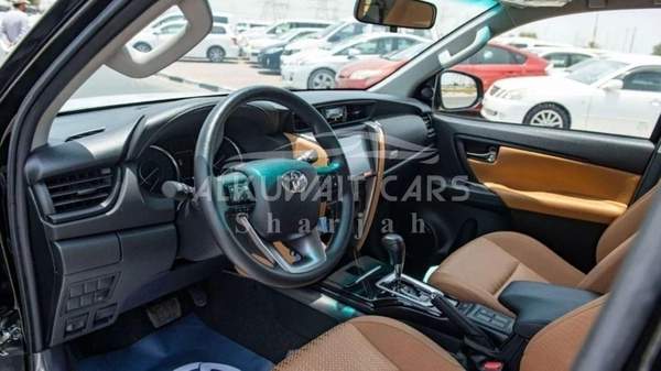 Toyota Fortuner Toyota Fortuner 2.7L Petrol 4V MY2023