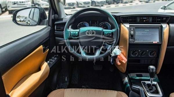 Toyota Fortuner Toyota Fortuner 2.7L Petrol 4V MY2023