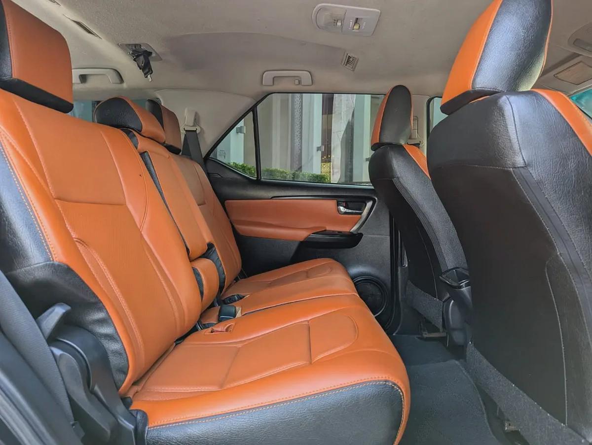 TOYOTA FORTUNER 2017 FACELIFTED 2025 GCC V4 2.7L 4X4 IN PERFECT CONDITION-5-5