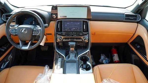Lexus LX 600 Signature 3.5L