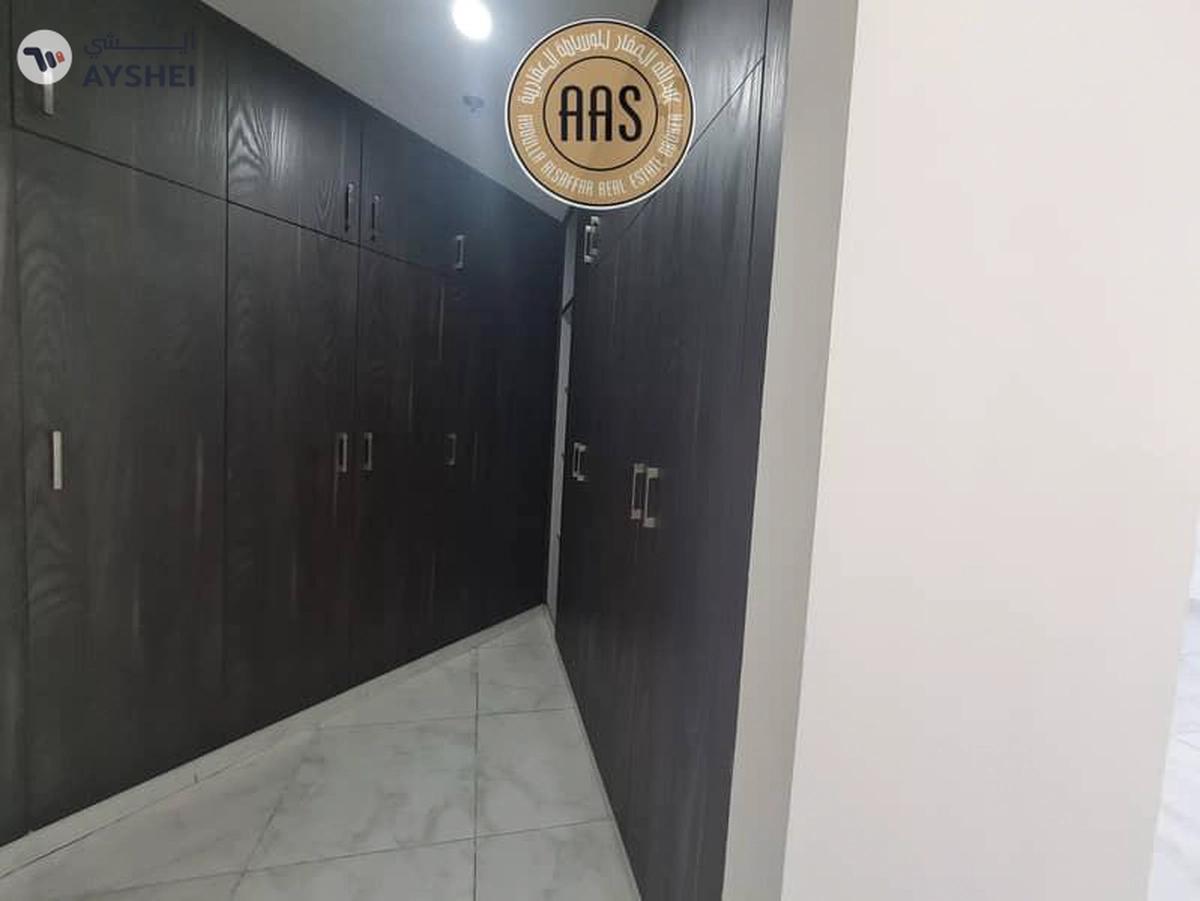 Deal Of The Day Very Spacious 2Bhk 79k Full Family Building-12-12