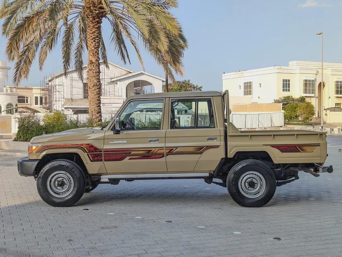 TOYOTA LAND CRUISER PICK UP 2014 LC79 4.0L PETROL V6 DOUBLE CAB 4X4 M/T-11-11