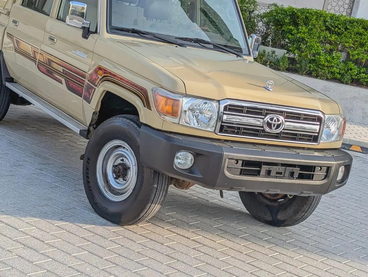 TOYOTA LAND CRUISER PICK UP 2014 LC79 4.0L PETROL V6 DOUBLE CAB 4X4 M/T-15-15