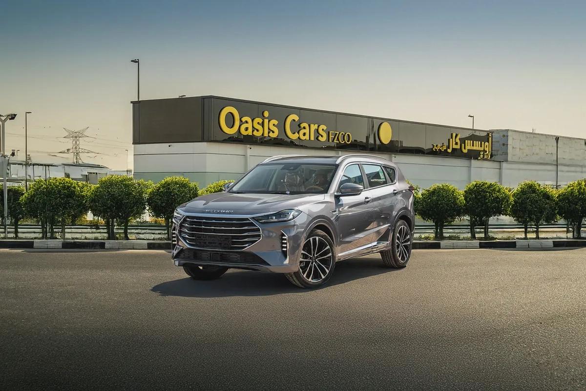 Jetour X70 Plus Luxury 2025 Low Mileage GCC 1.6L Turbo 4 Cylinders-0-0