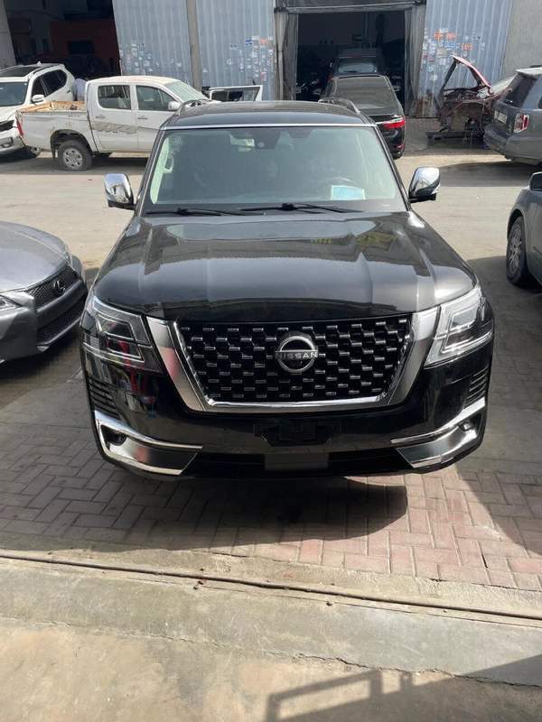 Nissan Armada Platinum 4*4
