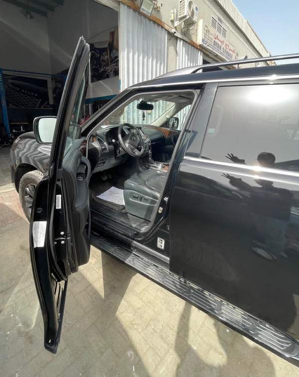 Nissan Armada Platinum 4*4