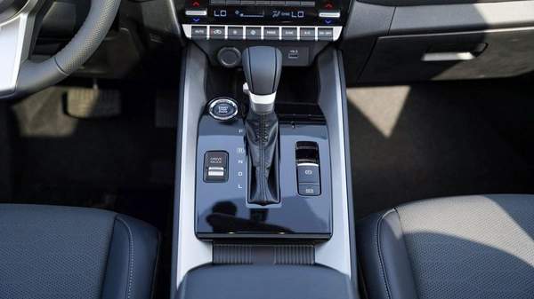 Mitsubishi Destinator Brand New 2026 Mitsubishi Destinator Premium (N-DEST-PREM-P-26) 1.5L 7-Seater SUV GCC – Export Only