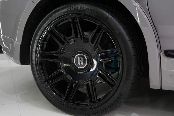 Rolls-Royce Cullinan Black Badge Novetic Overdose Kit 2022