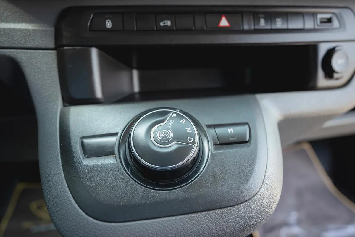 Peugeot Expert | Delivery Van | Diesel | GCC Specs | Ref#P01849-13-13