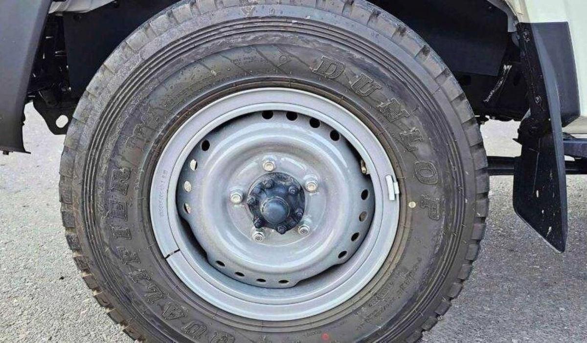 Toyota Land Cruiser 70 Land cruiser hard top Lc76 4.2L diesel V6 MY2024 5doors EXPORT.ONLY-12-12