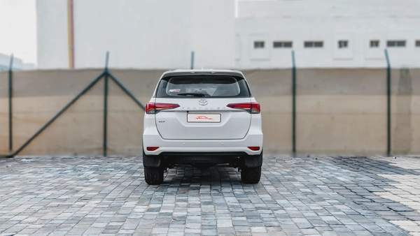 2026 Toyota Fortuner GX 4x2 2.7L Petrol AT - RWD