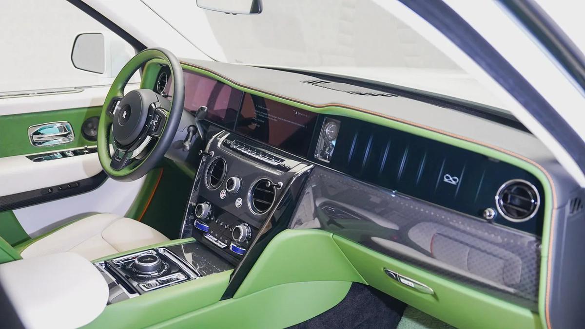 Cullinan Black Badge | AED 31,683 PM | Warranty-Service September 2028 | GCC-5-5