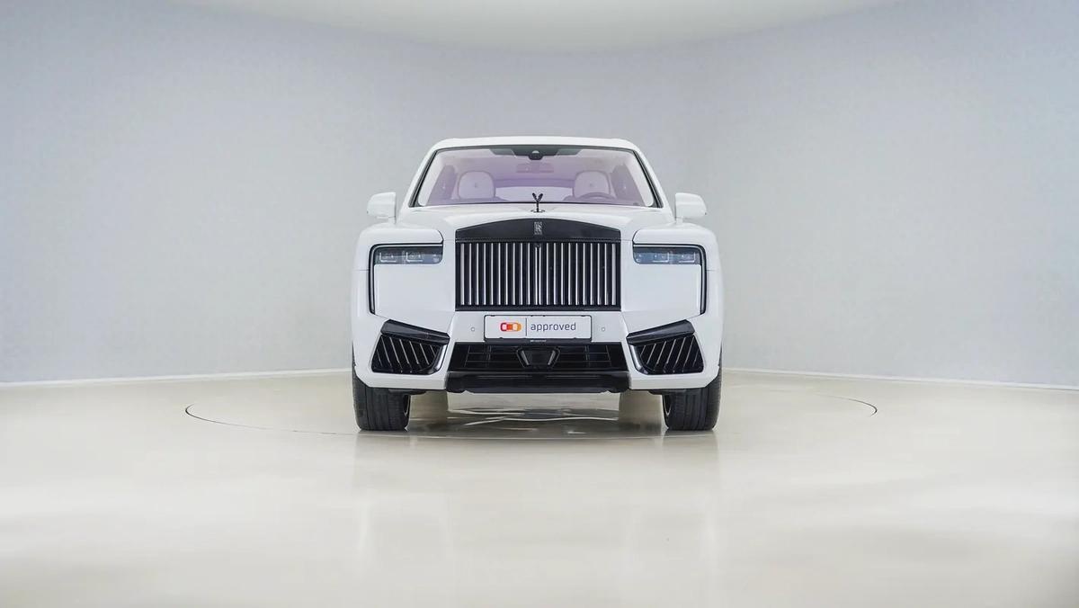 Cullinan Black Badge | AED 31,683 PM | Warranty-Service September 2028 | GCC-7-7