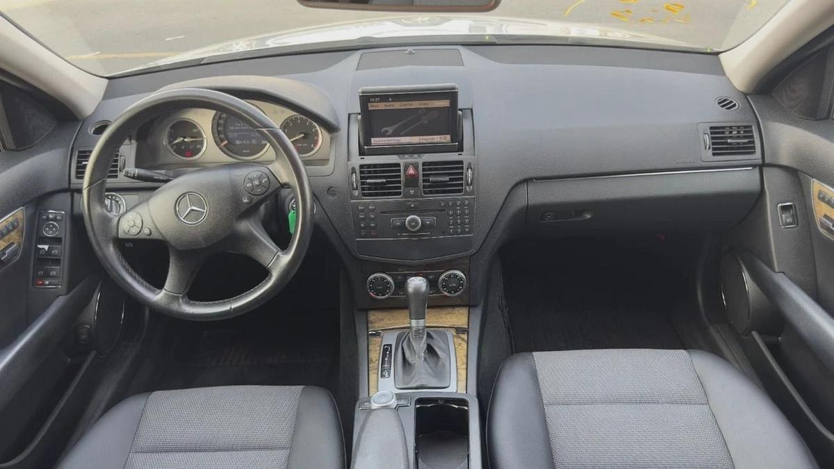 Mercedes Benz C250-4-4