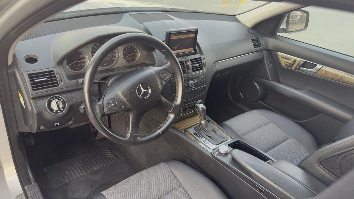 Mercedes Benz C250-5-5