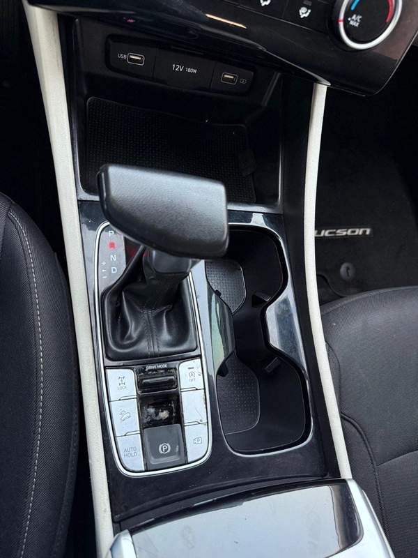 Hyundai Tucson SE AWD 2024 model