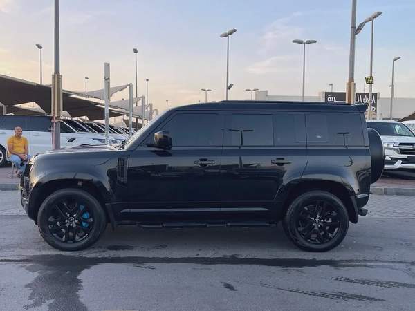 Land Rover Defender 110 HSE (P400) 2020 - GCC Specs