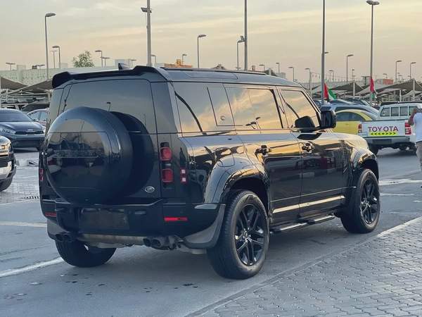 Land Rover Defender 110 HSE (P400) 2020 - GCC Specs