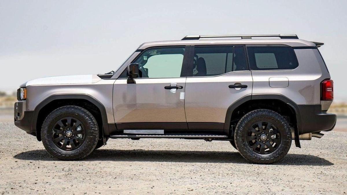 Toyota Prado TOYOTA PRADO 250 2.4P AT FIRST EDITION MY2025 – BRONZE-7-7