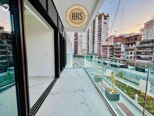 U shape kitchen •• modern layout •• prime location