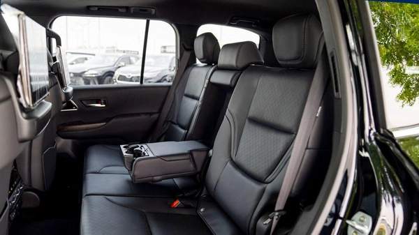 Toyota Land Cruiser VXR 3.5L 2026