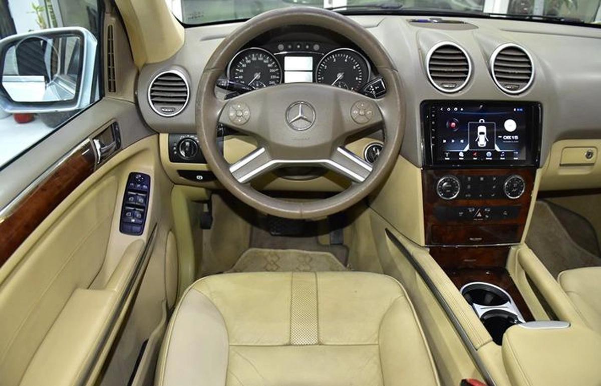 Mercedes Benz ML350 4Matic ( 2009 Model ) in Silver Color GCC Specs-8-8