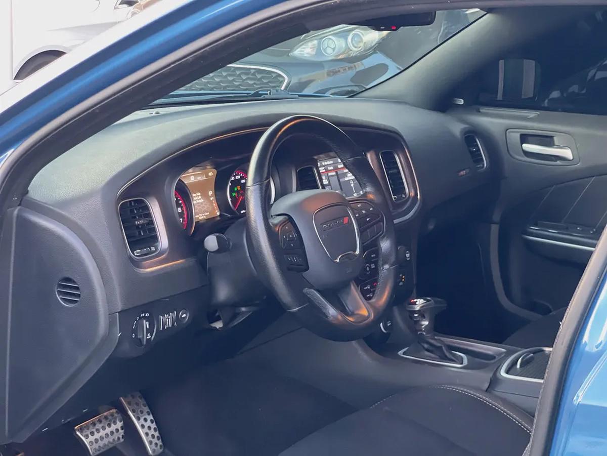 دودج تشارجر 2020 سكات باك srt وارد بحاله ممتازه-4-4