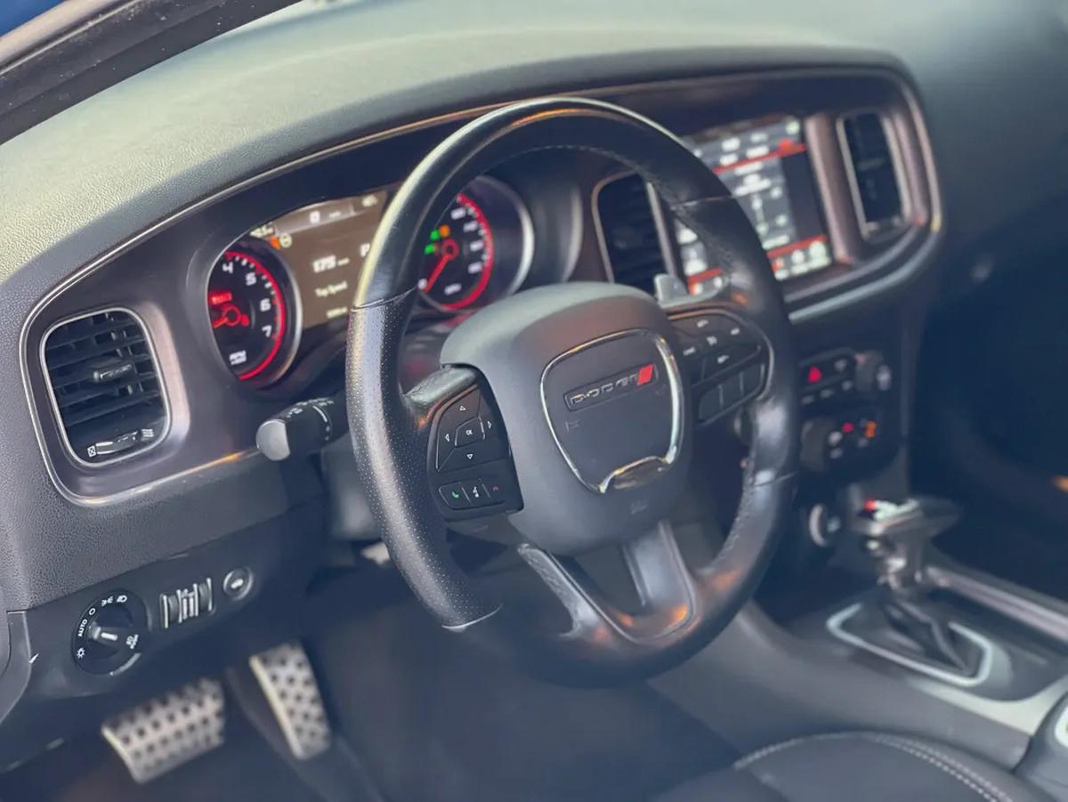 دودج تشارجر 2020 سكات باك srt وارد بحاله ممتازه-11-11