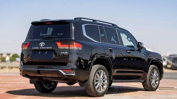 Toyota Land Cruiser VXR 3.5L