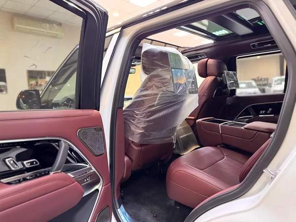 AUTOBIOGRAPHY P530 / GCC / 5 YEARS WARRANTY / FULL OPTION