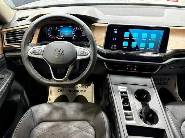 VOLKSWAGEN TERAMONT 2024 MODEL