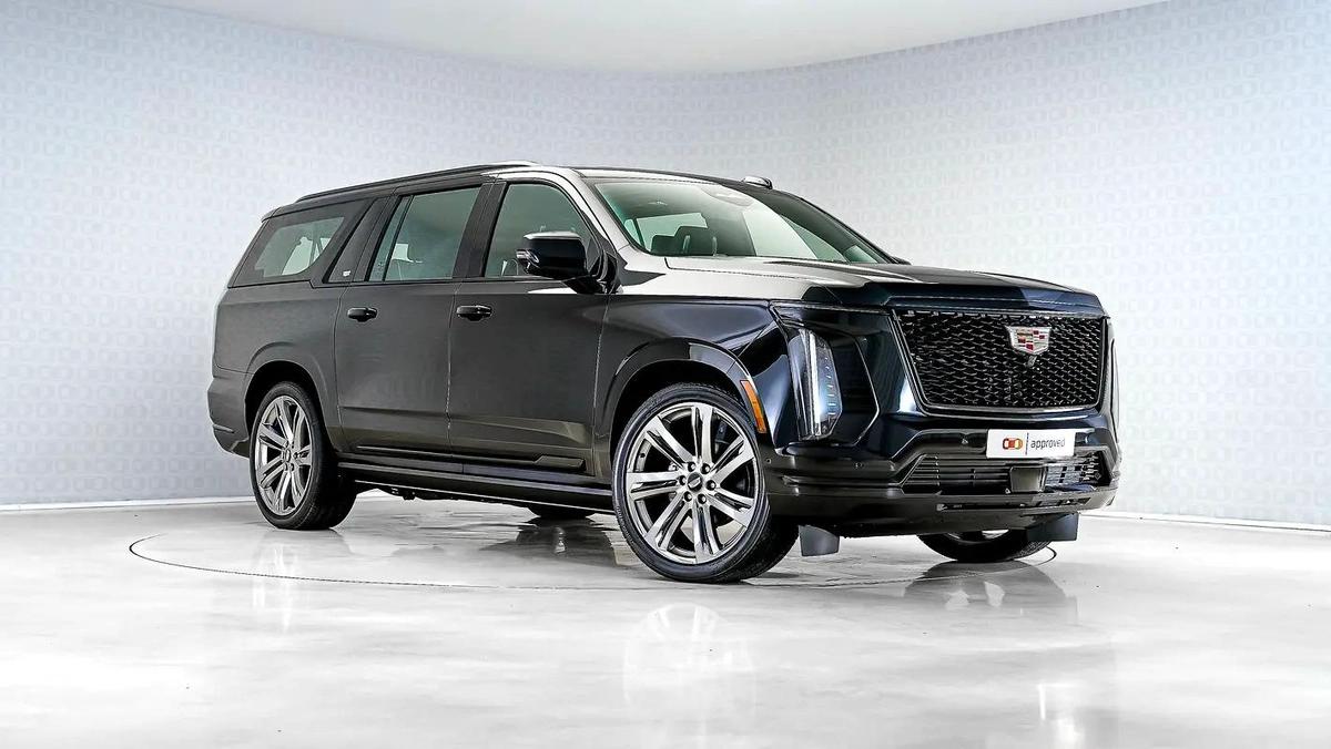 Cadillac Escalade Sport Platinum-5-5
