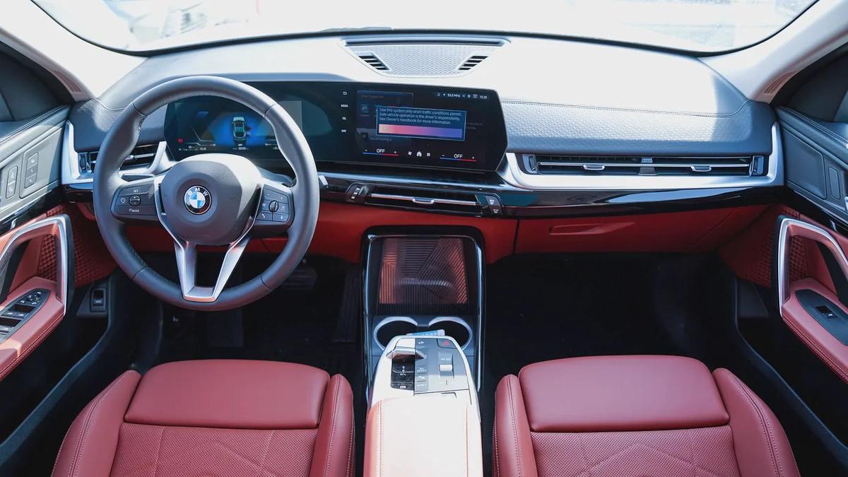 BMW X2 SDRIVE 25i 2.0L FWD SUV MODEL 2026-14-14