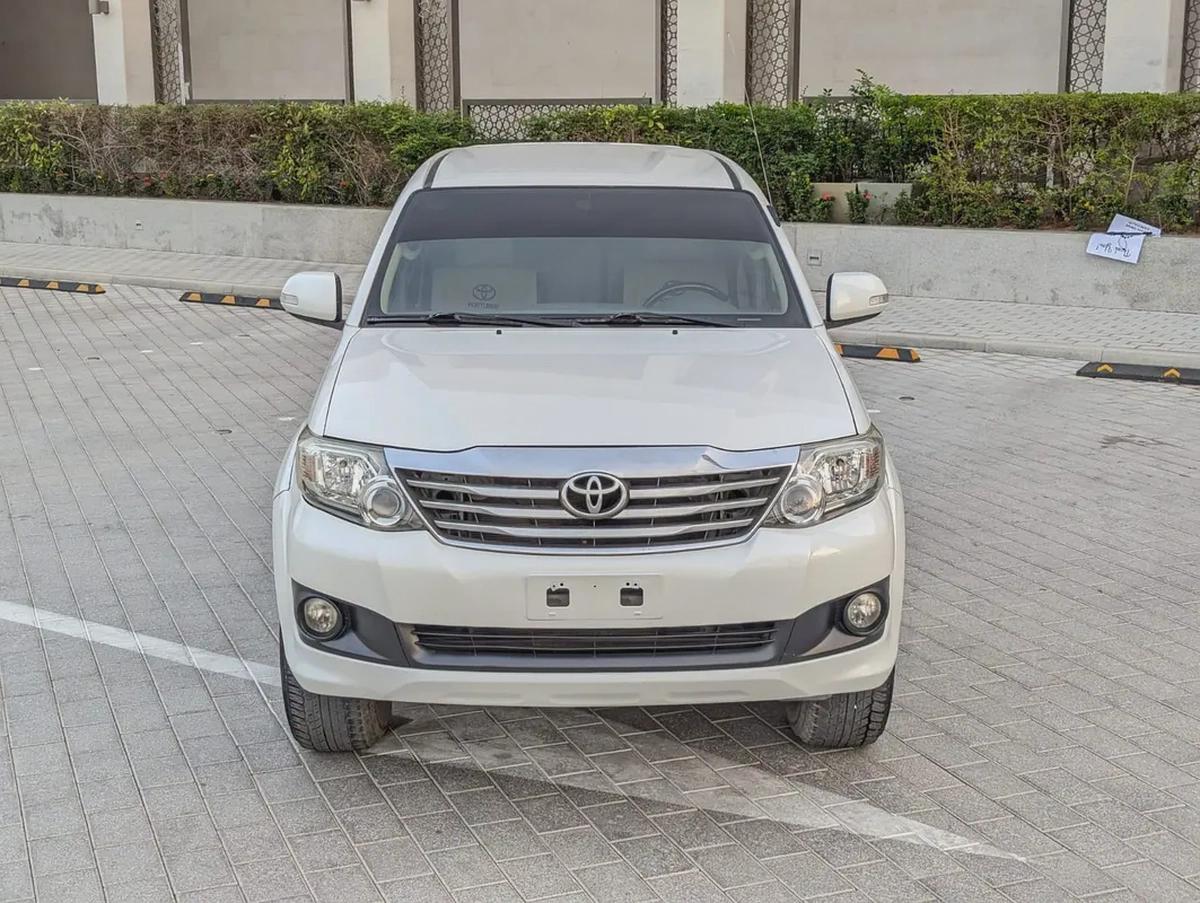 TOYOTA FORTUNER 2013 GCC V4 2.7L IN GOOD CONDITION-14-14