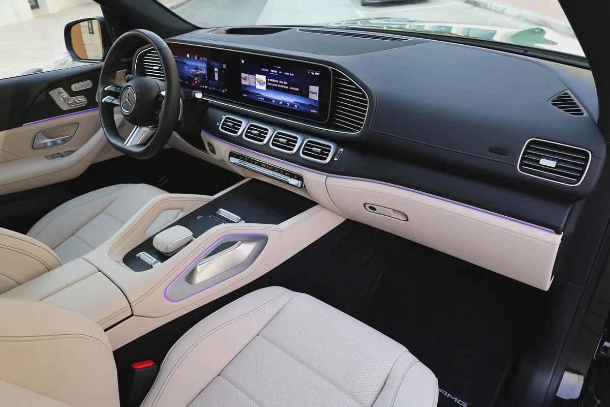 MERCEDES-BENZ GLS450 -2024- 13000KM-UNDER WARRANTY-GCC SPECS-14-14