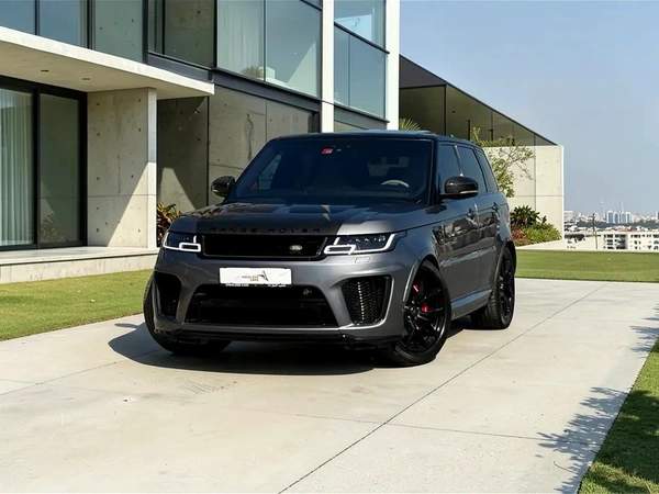 AED 4,000 P.M | 0% DOWN PAYMENT | RANGE ROVER SPORT SVR CARBON EDITION | 5.0L V8 | 2022