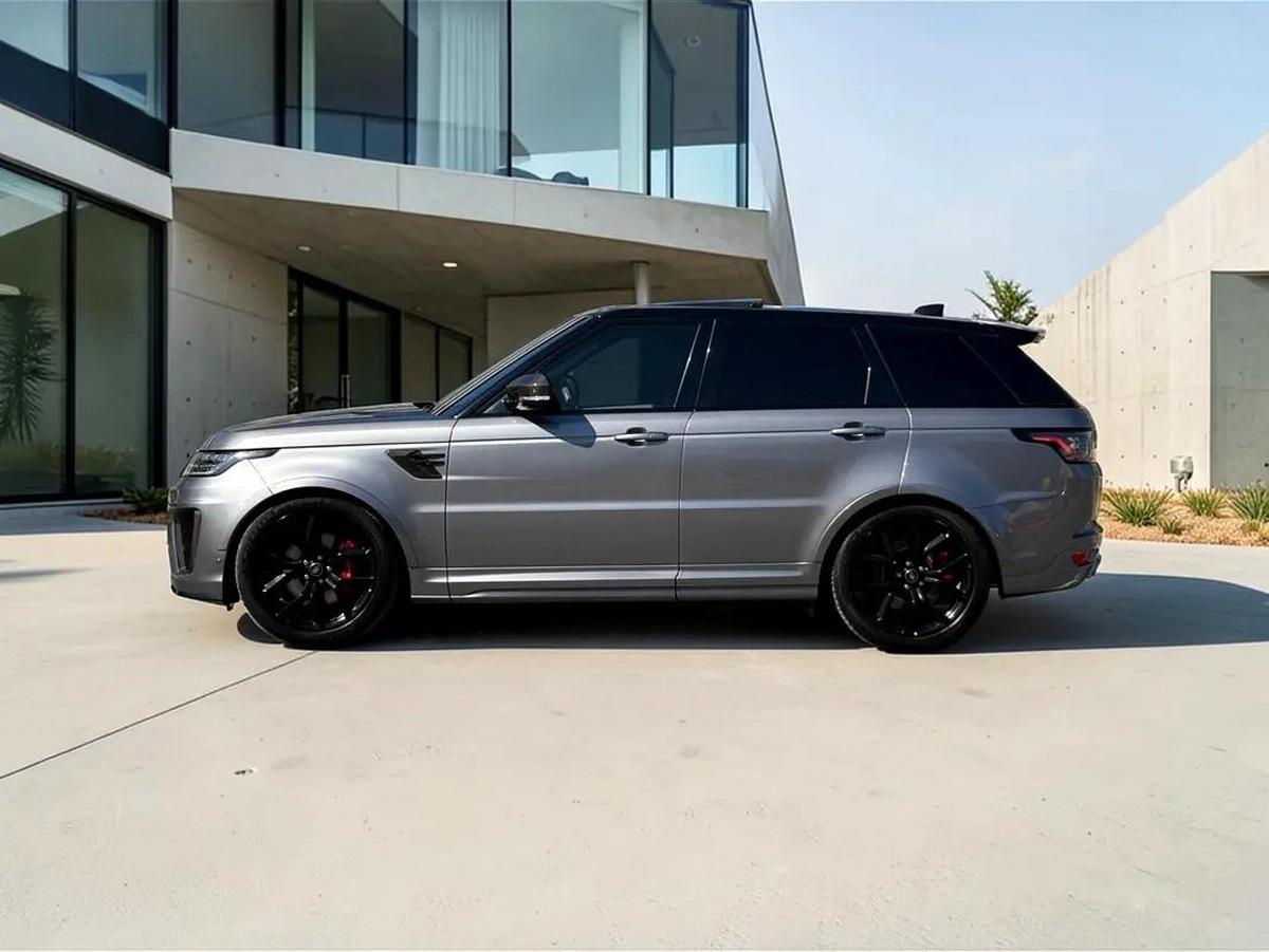 AED 4,000 P.M | 0% DOWN PAYMENT | RANGE ROVER SPORT SVR CARBON EDITION | 5.0L V8 | 2022-16-16