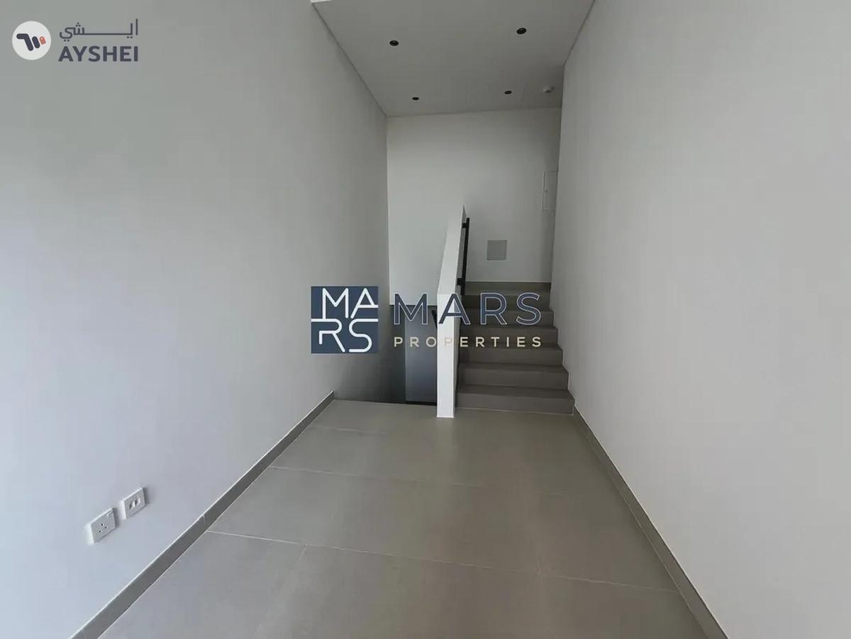 Brand New | Corner Unit | Gated Community-2-2