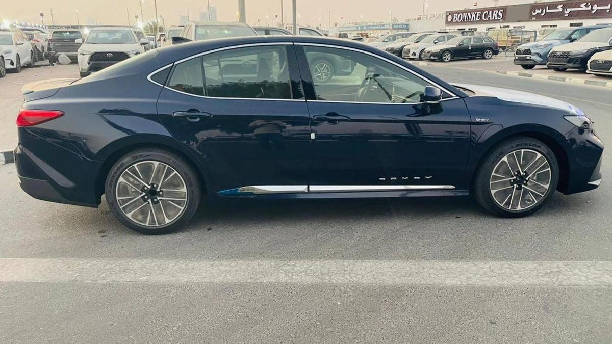 Toyota Camry CAMRY 2.5 HYBRID LUMEIR-2-2