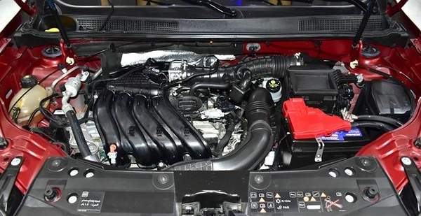 Renault Duster ( 2022 Model ) in Red Color GCC Specs