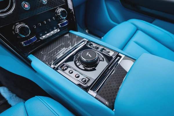 2026 ROLLS ROYCE CULLINAN |BLACK BADGE | GCC | CLOUD DESIGN INTERIOR | FULL OPTION