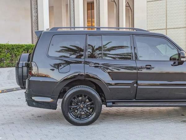 MITSUBISHI PAJERO 2020 V6 3.8L SIGNATURE EDITION GCC IN EXCELLENT CONDITION