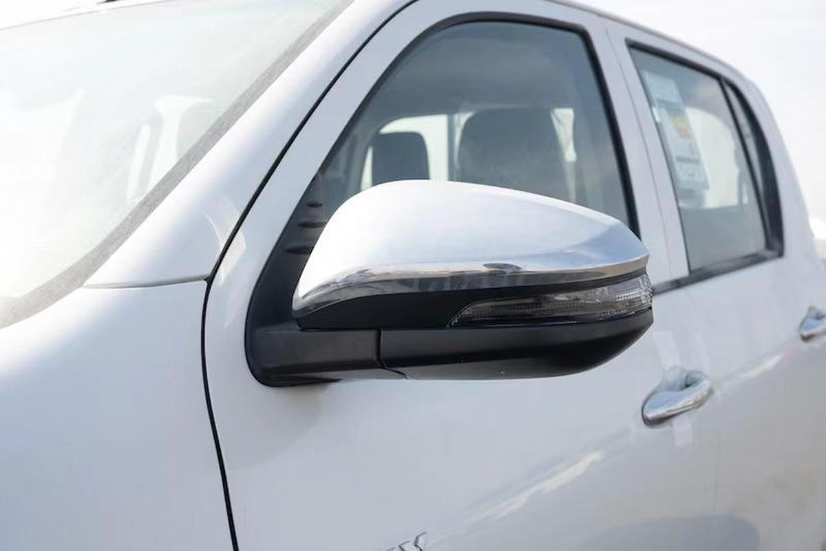TOYOTA HILUX 2.4 A/T MODEL 2025 DIESEL-8-8