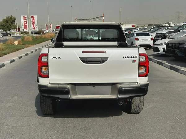 2025 Toyota Hilux GR Sport - GCC Specs - Brand New